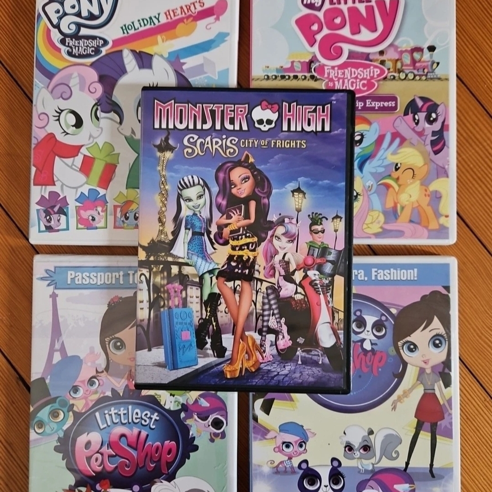 Hasbro Monster High Scaris City of Frights DVD - Multicolor